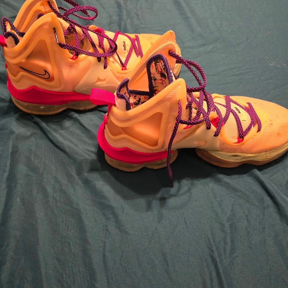 Nike White and Pink Athletic Shoes